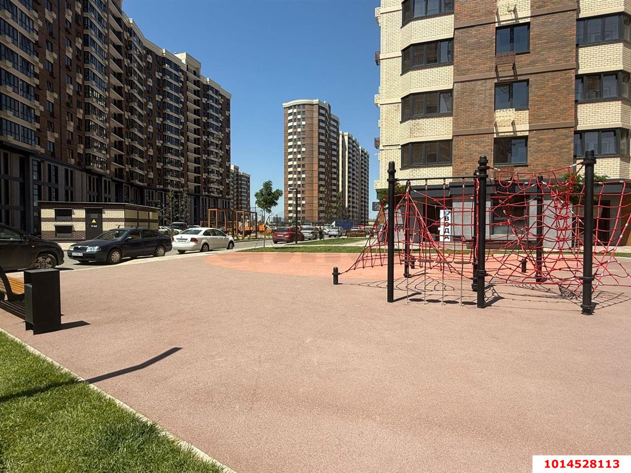 Фото №4: Торговое помещение 47 м² - Краснодар, жилой комплекс Лучший, ул. Ростовское шоссе, 30/7