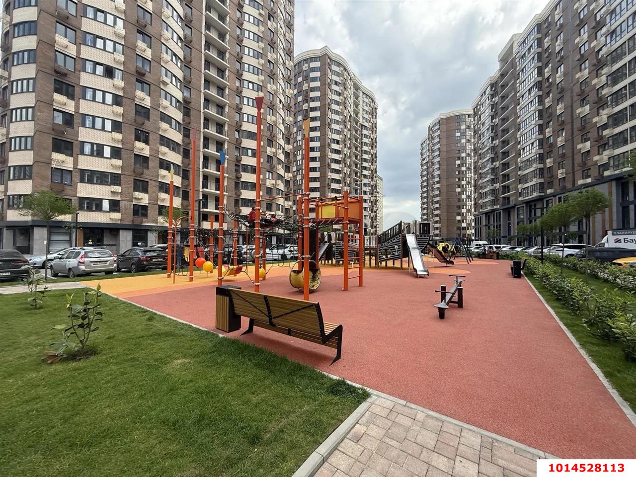 Фото №2: Торговое помещение <span class="whitespace-nowrap">46 м²</span>, <span class="whitespace-nowrap">1/20 эт.</span> - Краснодар, Прикубанский внутригородской округ, имени Петра Метальникова, мкр. ЖК Лучший, ул. Ростовское шоссе, 30/7