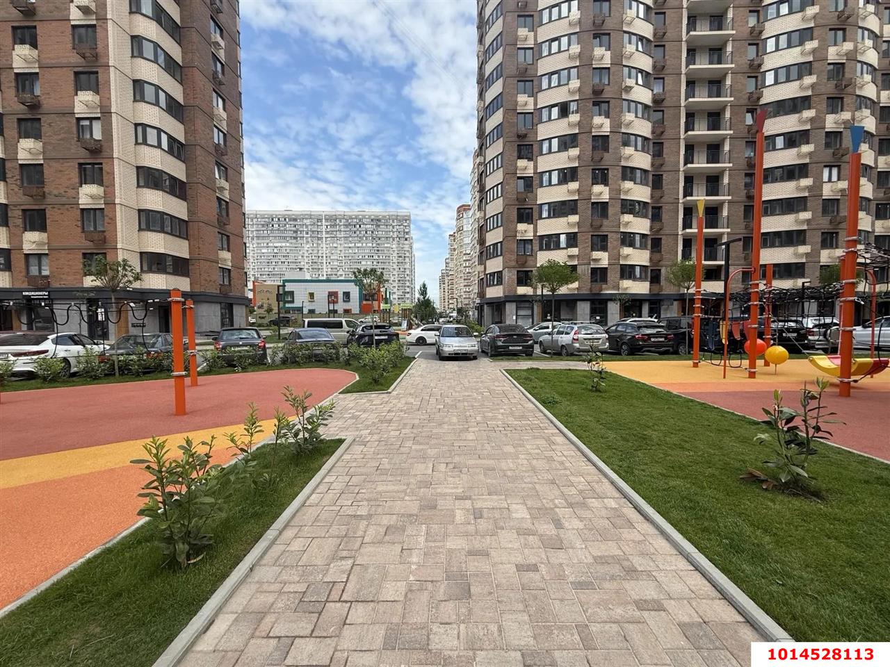 Фото №3: Торговое помещение <span class="whitespace-nowrap">46 м²</span>, <span class="whitespace-nowrap">1/20 эт.</span> - Краснодар, Прикубанский внутригородской округ, имени Петра Метальникова, мкр. ЖК Лучший, ул. Ростовское шоссе, 30/7