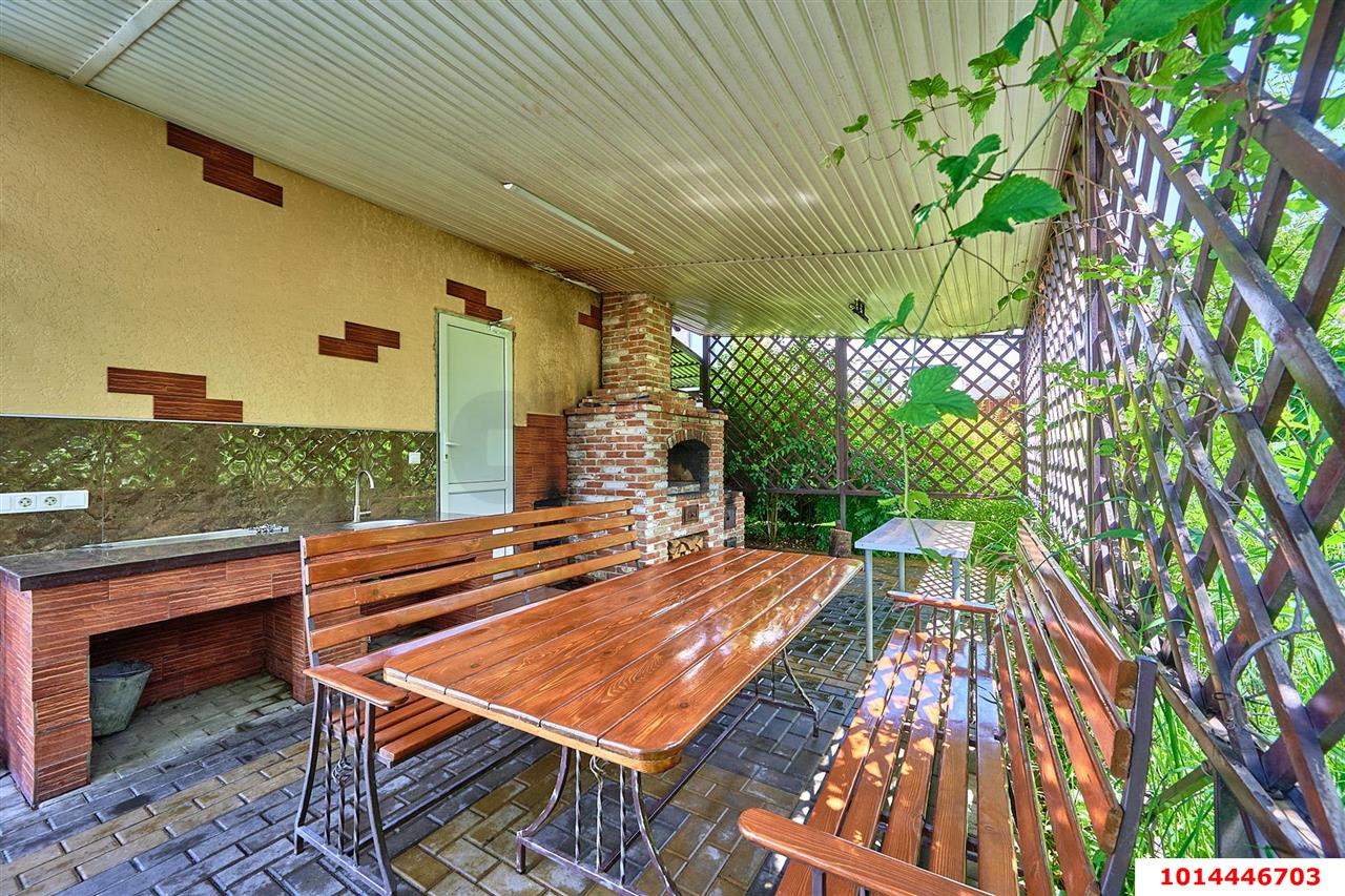 Фото №17: Дом 268 м² + 10 сот. - Краснодар, Прикубанский внутригородской округ, Завод Радиоизмерительных Приборов, п. Калинино, ул. Екатериновская, 20