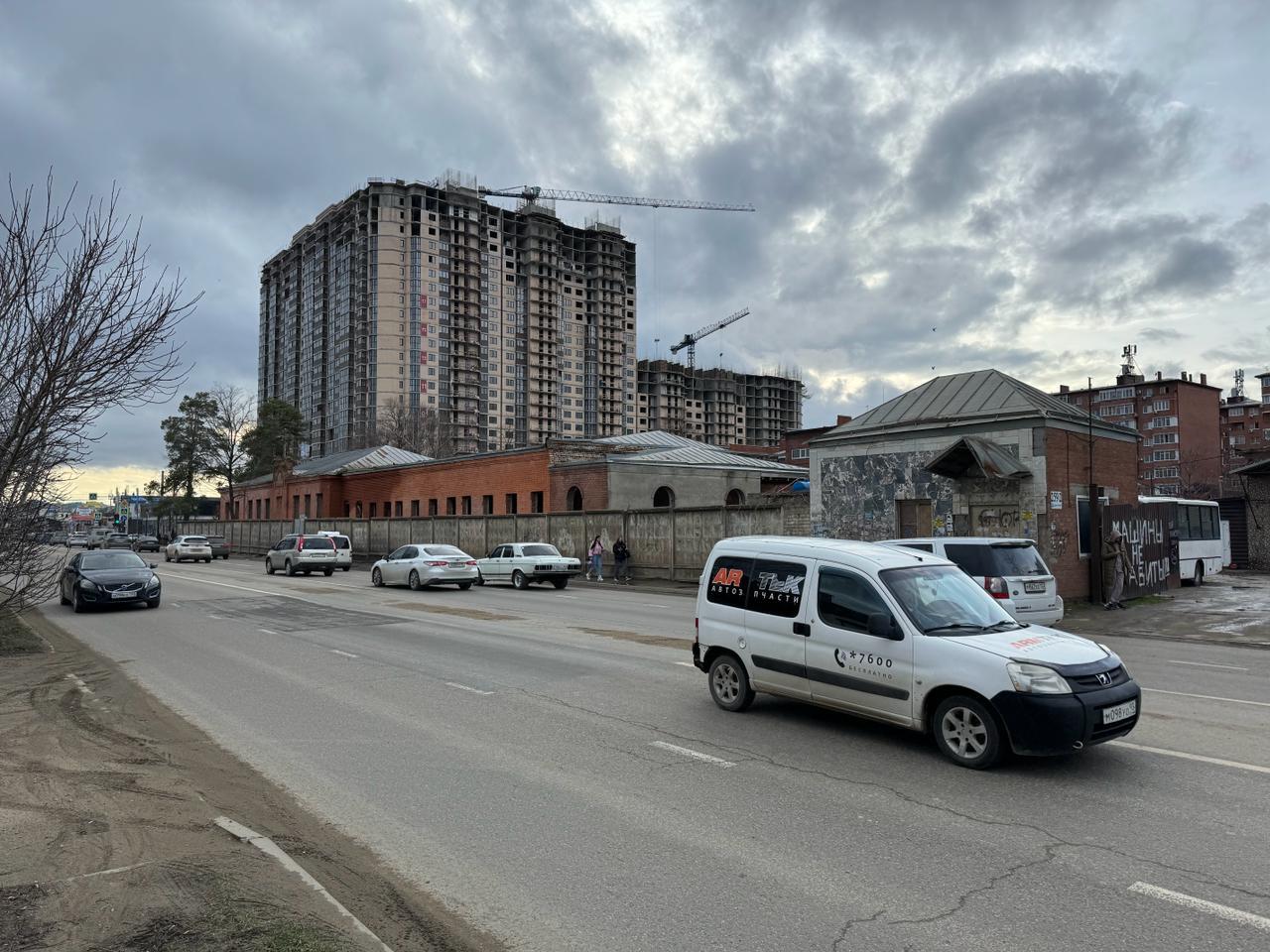 Фото №2: Коммерция 52 м² - Краснодар, Прикубанский внутригородской округ, Завод Радиоизмерительных Приборов, мкр. имени Петра Метальникова, ул. Российская, 259/2