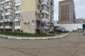 Фото №3: Торговое помещение 37 м² - Краснодар, ж/м Пашковский, ул. 1 Мая, 71/3