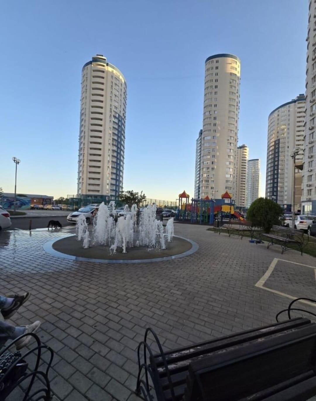 Фото №1: 1-комнатная квартира 32 м² - Краснодар, Центральный внутригородской округ, Черёмушки, мкр. жилой комплекс Фонтаны, ул. Старокубанская, 2/23к1