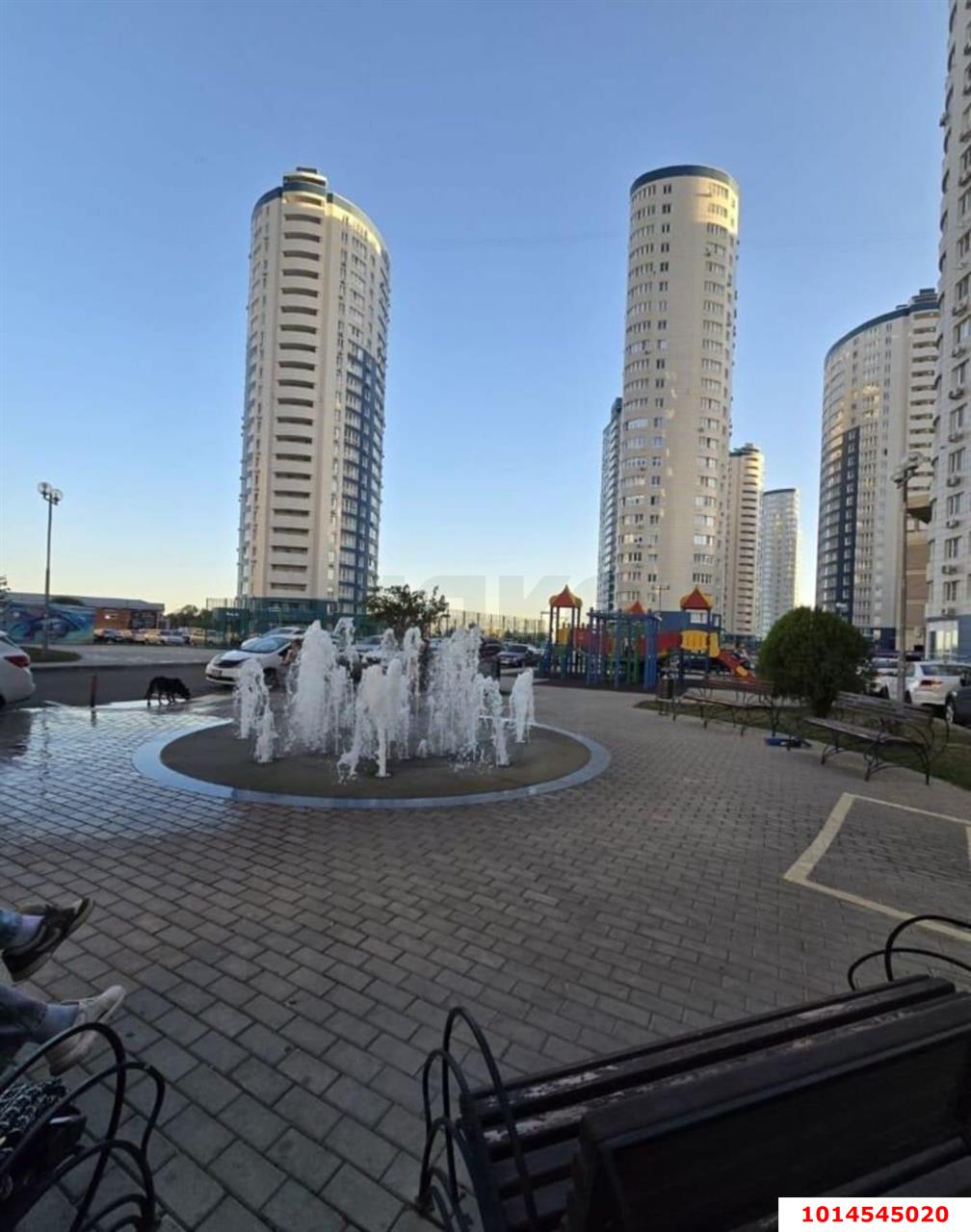 Фото №1: 1-комнатная квартира 32 м² - Краснодар, жилой комплекс Фонтаны, ул. Старокубанская, 2/23к1