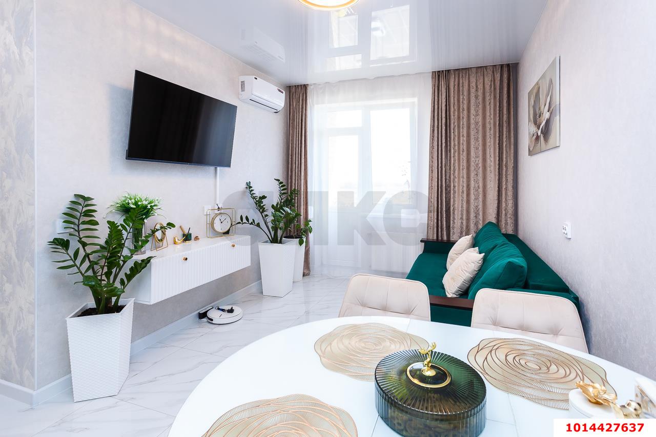 Фото №1: 2-комнатная квартира 55 м² - Краснодар, жилой комплекс Дыхание, ул. Лётчика Позднякова, 2к19