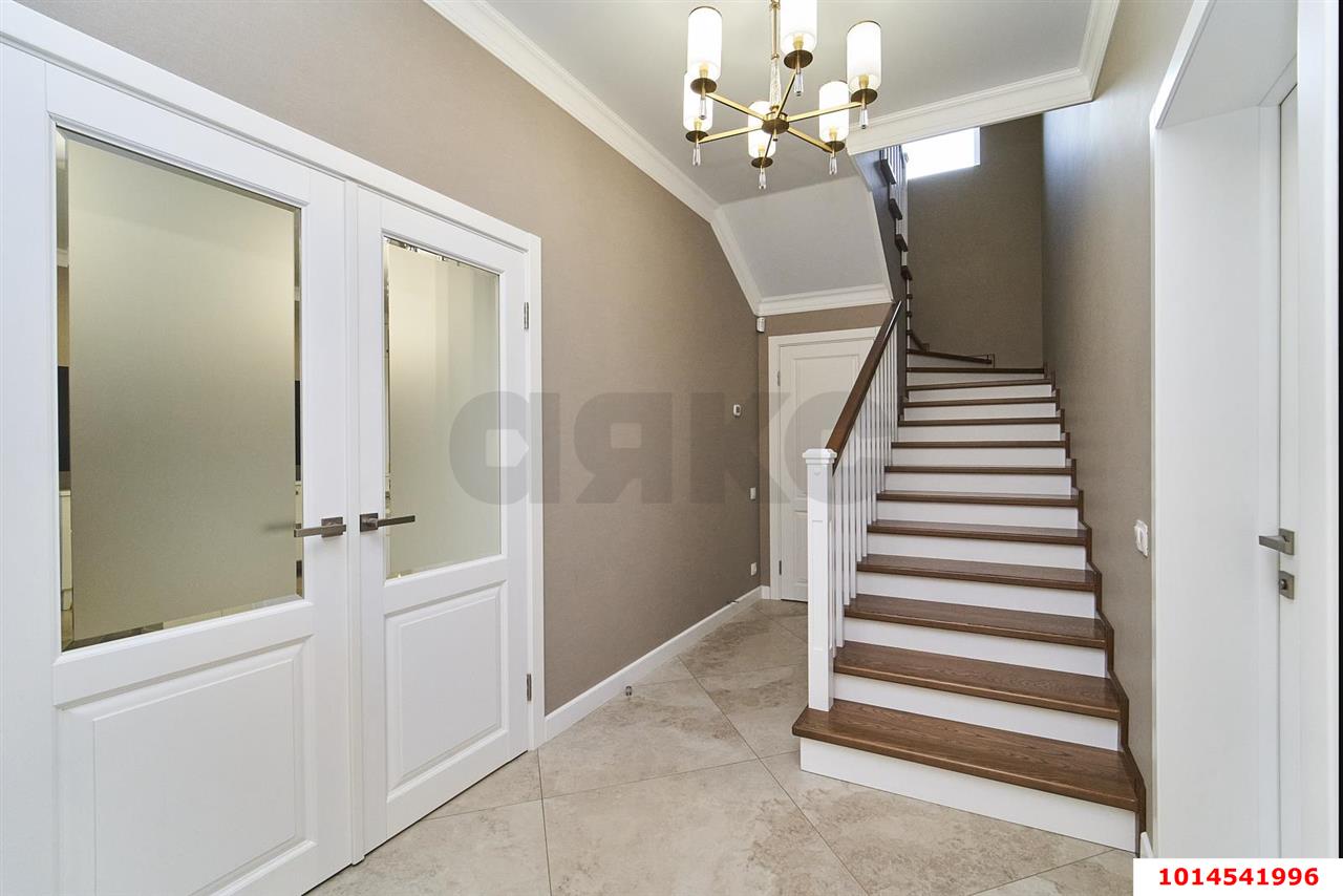 Фото №15: Дом 247 м² + 6.7 сот. - Краснодар, Прикубанский внутригородской округ, п. коттеджный  Зелёная Долина, ул. Ростокская