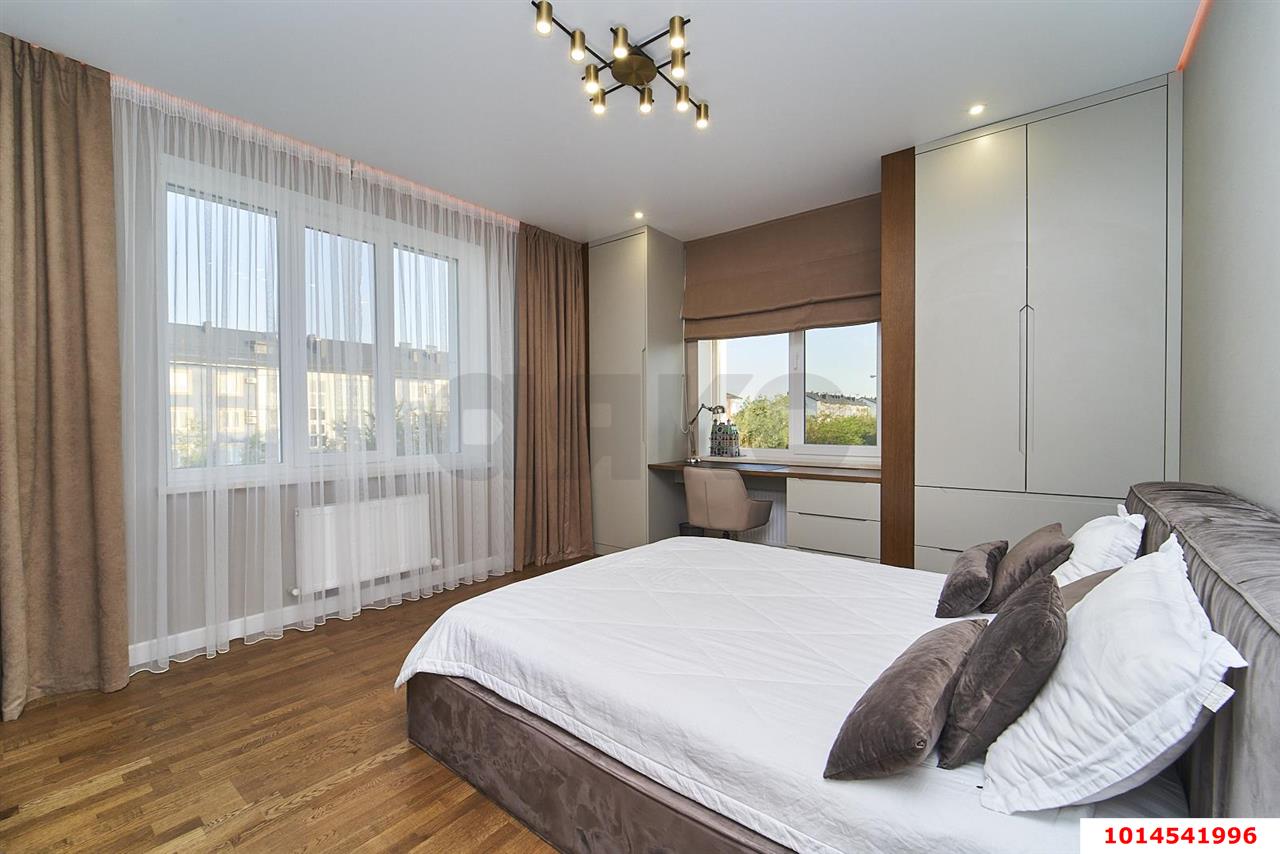 Фото №32: Дом 247 м² + 6.7 сот. - Краснодар, коттеджный  Зелёная Долина, ул. Ростокская