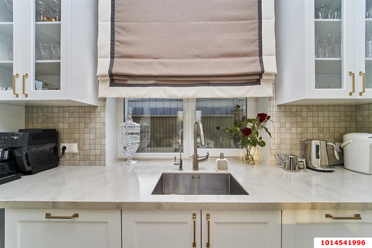 Фото №45: Дом 247 м² + 6.7 сот. - Краснодар, коттеджный  Зелёная Долина, ул. Ростокская