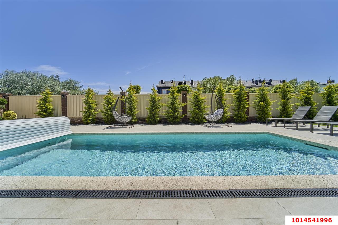 Фото №3: Дом 247 м² + 6.7 сот. - Краснодар, Прикубанский внутригородской округ, п. коттеджный  Зелёная Долина, ул. Ростокская