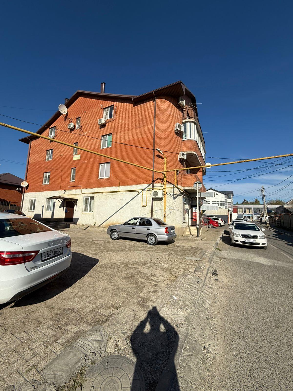 Фото №10: 4-комнатная квартира 107 м² - Яблоновский, ул. Советская, 6