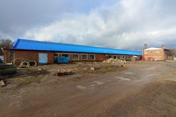 Фото №3: Производственное помещение 1850 м² - Холмская, мкр. 3-й, ул. Ленина, 1А