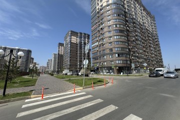 Фото №3: Торговое помещение 61 м² - Краснодар, мкр. жилой комплекс Red777, ул. Адмирала Крузенштерна, 5