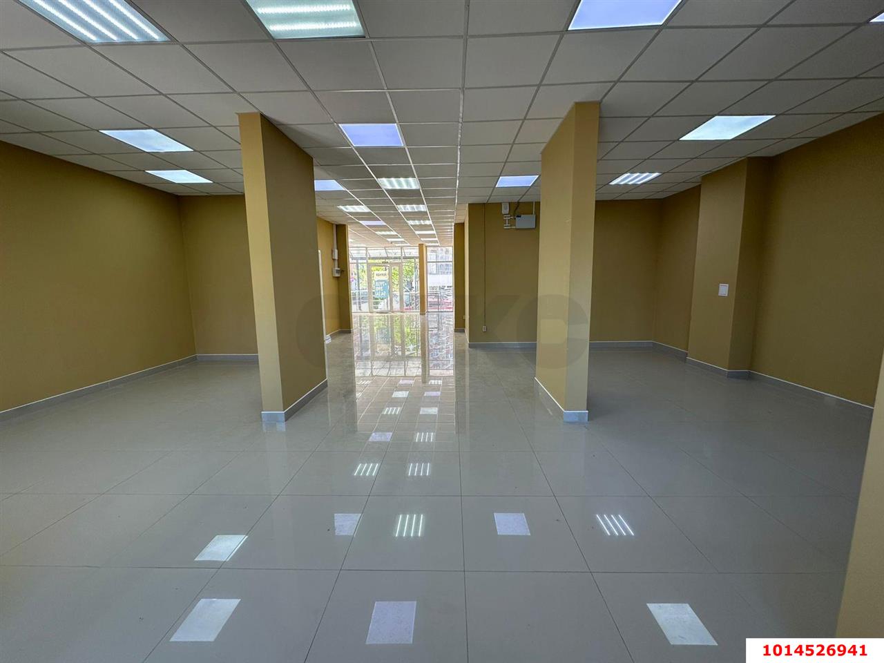 Фото №4: Торговое помещение 101 м² - Краснодар, жилой комплекс Инсити, ул. Командорская, 5/2