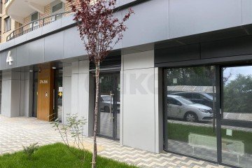Фото №2: Торговое помещение 49 м² - Краснодар, мкр. Музыкальный, ул. Российская, 257/7