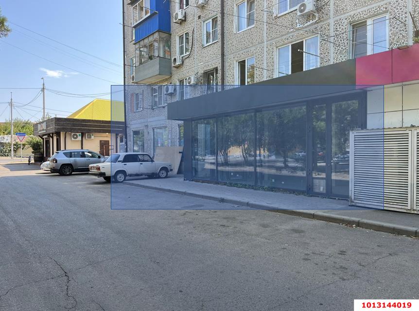 Фото №5: Торговое помещение 430 м² - Краснодар, Гидростроителей, ул. имени Дмитрия Благоева, 2