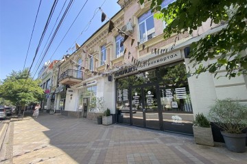 Фото №3: Отдельное здание 2217 м² - Краснодар, мкр. Центральный, ул. Красная, 70