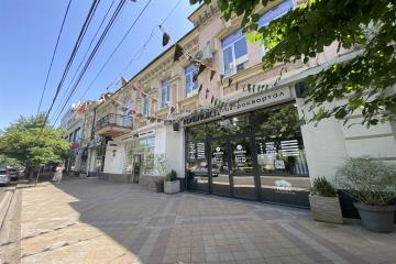 Фото №3: Коммерция 2217 м² - Краснодар, мкр. Центральный, ул. Красная, 70