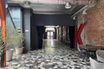 Фото №1: Коммерция 2217 м² - Краснодар, мкр. Центральный, ул. Красная, 70