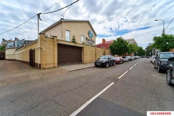 Фото №4: Торговое помещение 879 м² - Краснодар, мкр. Центральный, ул. Чапаева, 70