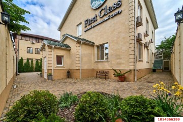 Фото №2: Торговое помещение 879 м² - Краснодар, мкр. Центральный, ул. Чапаева, 70