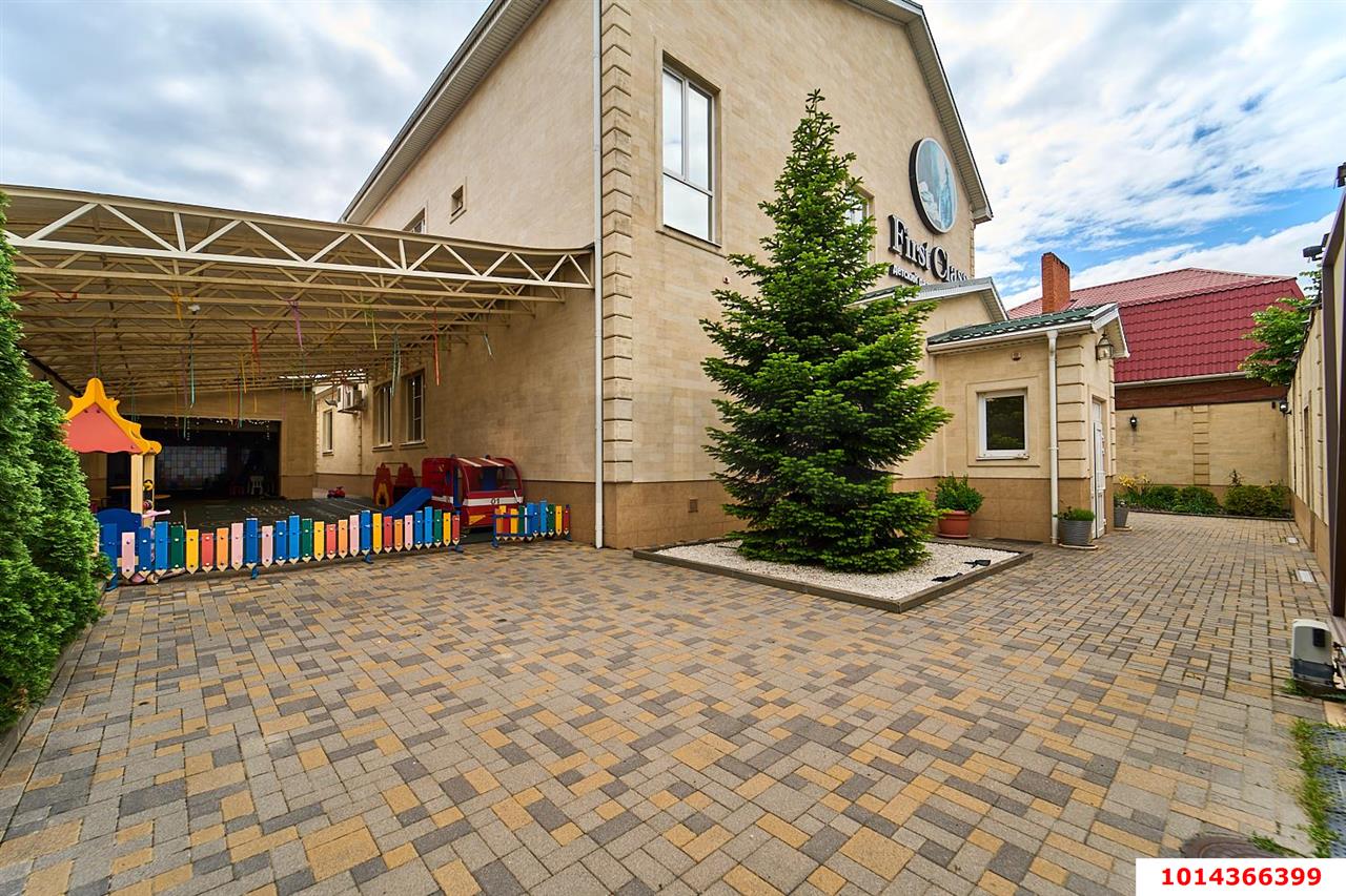 Фото №6: Торговое помещение 879 м² - Краснодар, Центральный, ул. Чапаева, 70