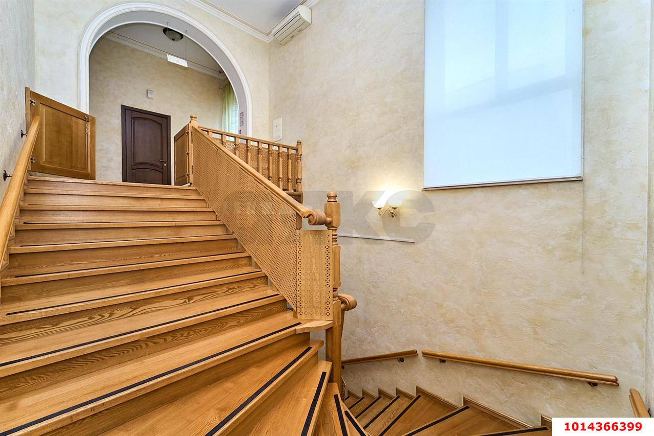 Фото №31: Торговое помещение 879 м² - Краснодар, Центральный, ул. Чапаева, 70