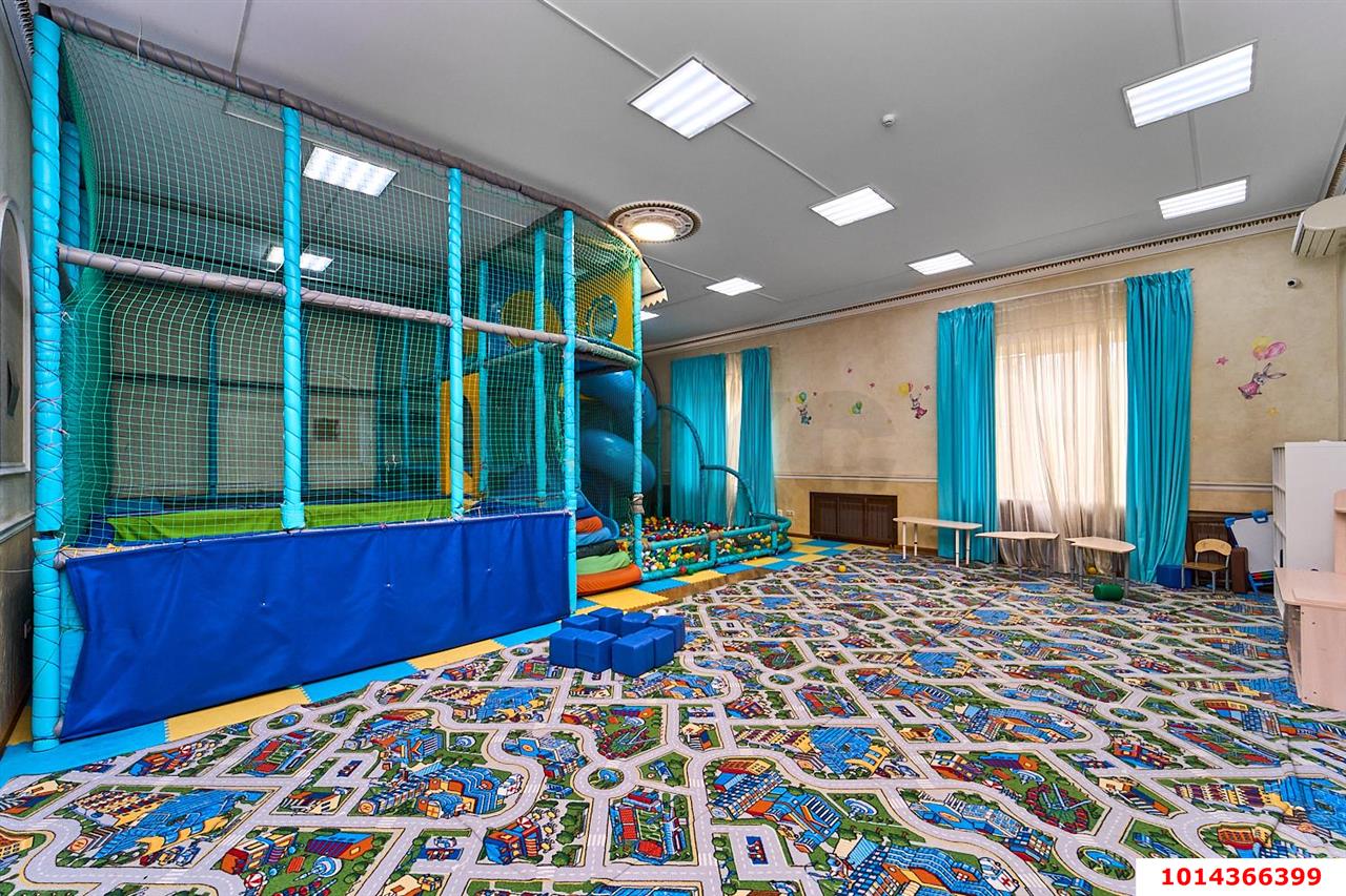 Фото №22: Торговое помещение 879 м² - Краснодар, Центральный, ул. Чапаева, 70