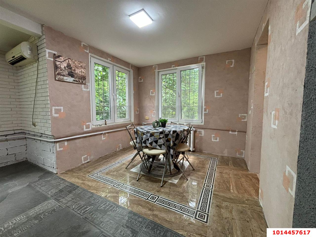 Фото №1: 3-комнатная квартира 100 м² - Краснодар, Гидростроителей, ул. имени Игнатова, 25