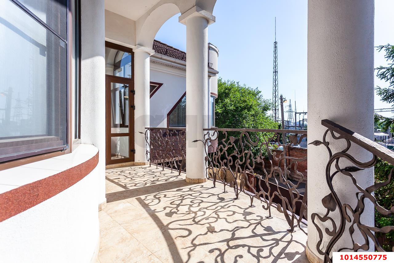 Фото №5: Дом 385 м² + 6 сот. - Краснодар, Центральный внутригородской округ, мкр. Дубинка, ул. Кочубея, 42/1