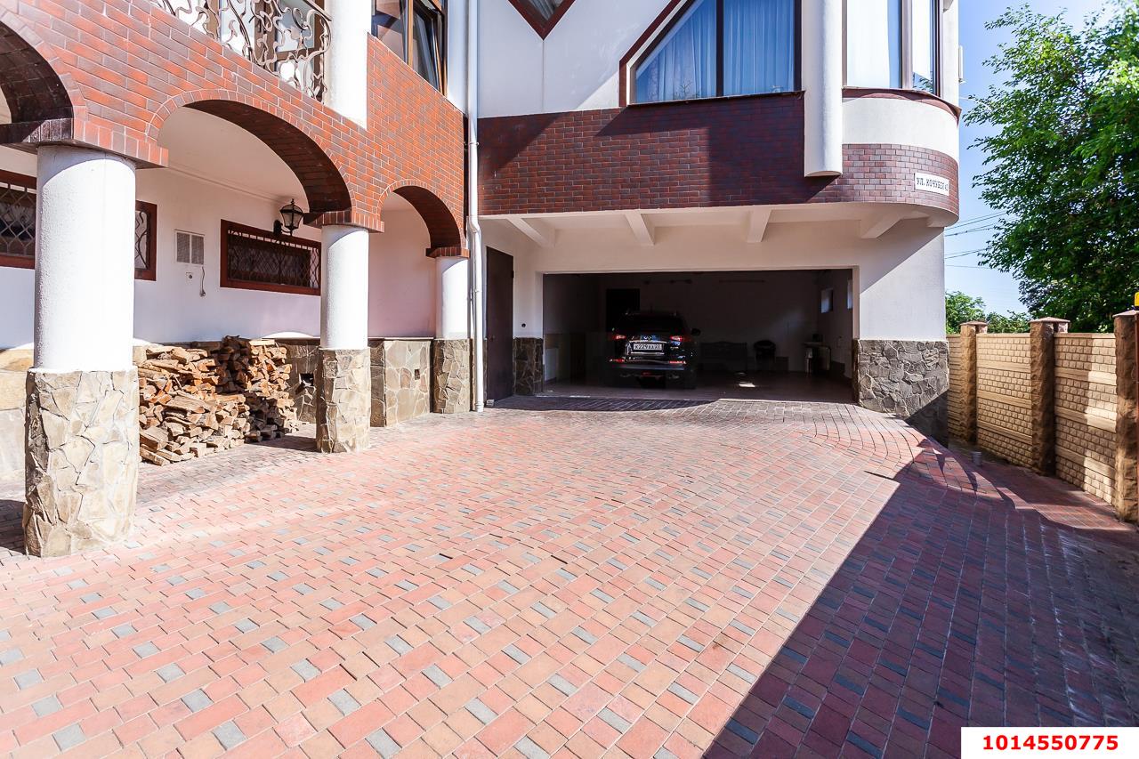 Фото №7: Дом 385 м² + 6 сот. - Краснодар, Центральный внутригородской округ, мкр. Дубинка, ул. Кочубея, 42/1