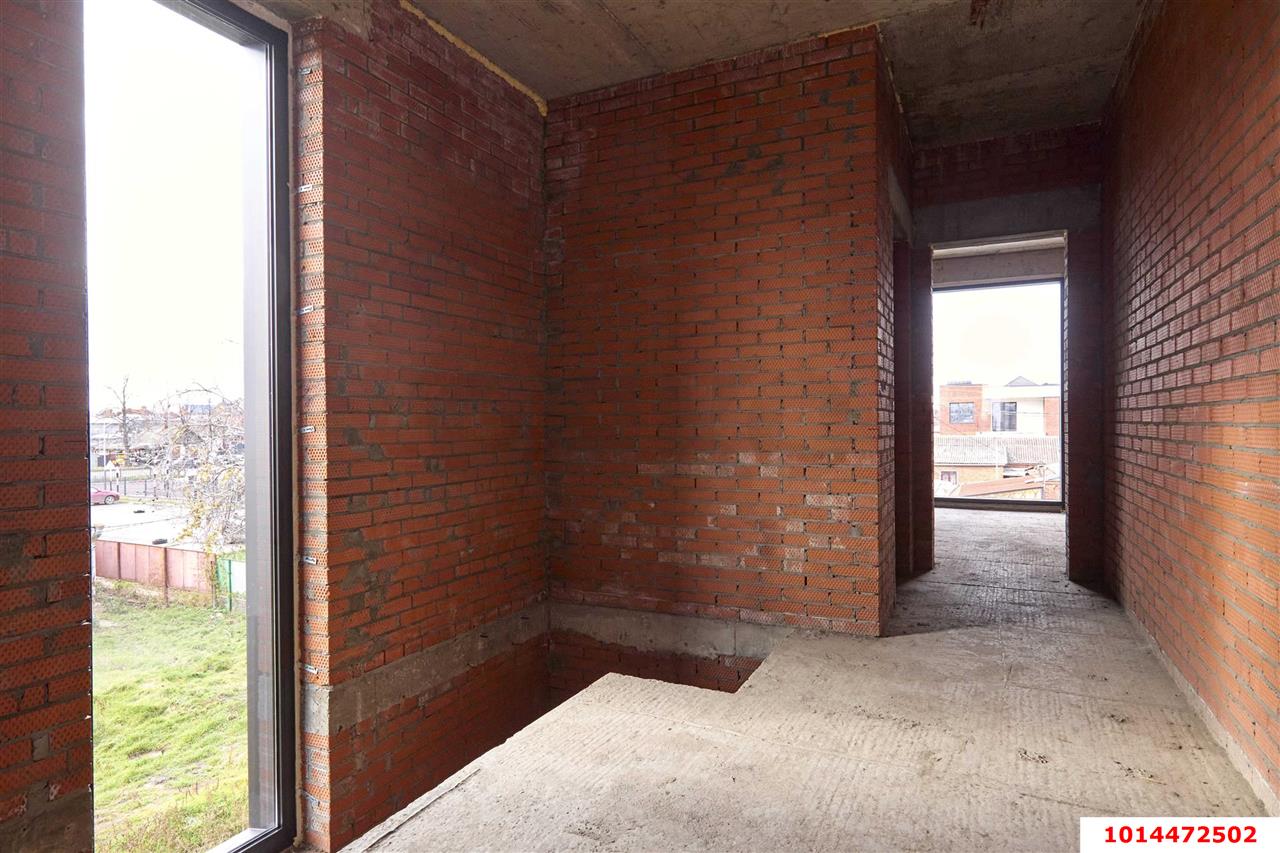 Фото №12: Дом 190 м² + 4 сот. - Краснодар, Фестивальный, ул. Труда, 299