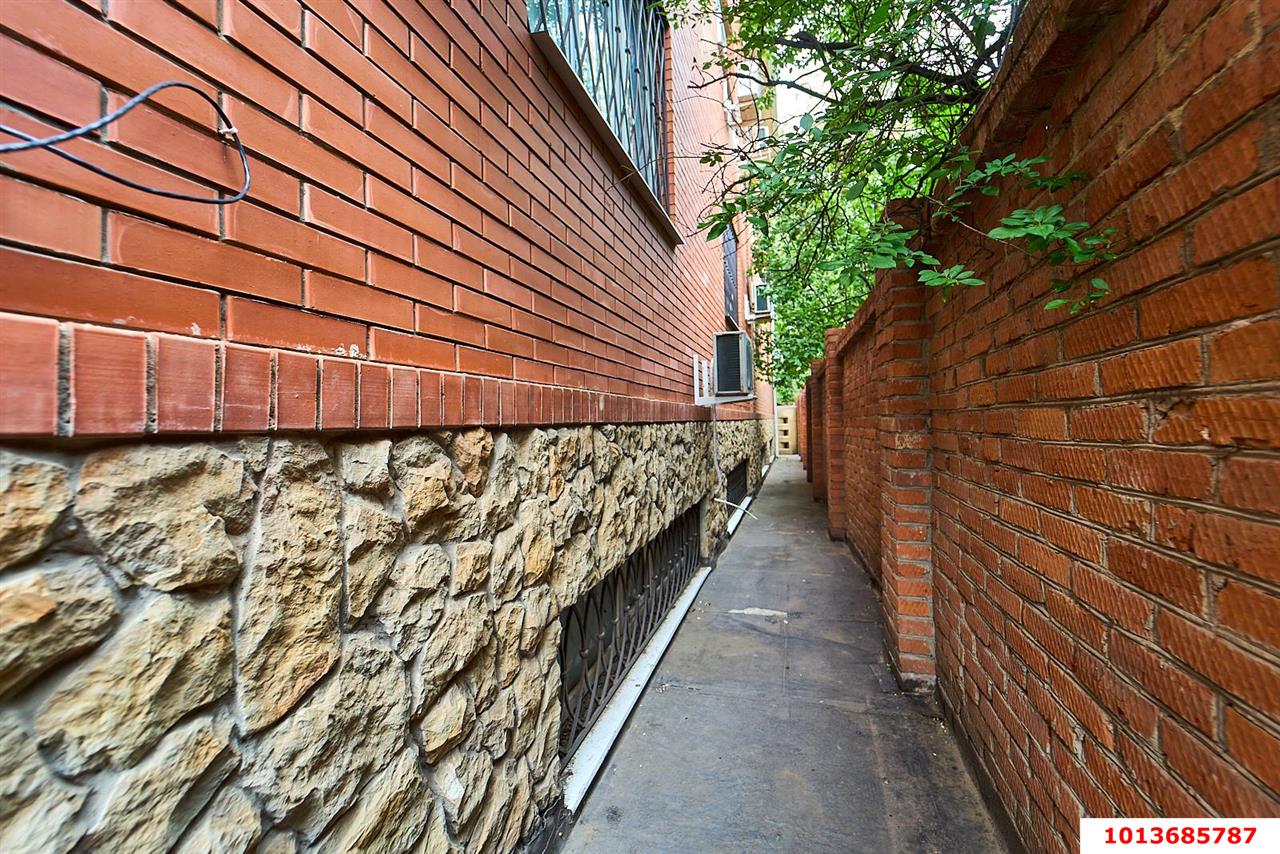 Фото №25: Торговое помещение 988 м² - Краснодар, Западный внутригородской округ, ул. Пашковская, 41