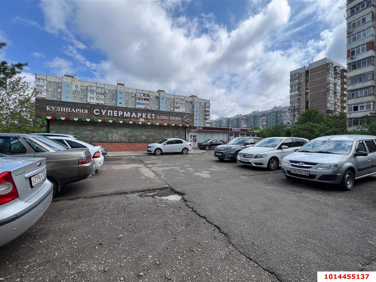 Фото №9: Торговое помещение 105 м² - Краснодар, Юбилейный, ул. 70-летия Октября, 8