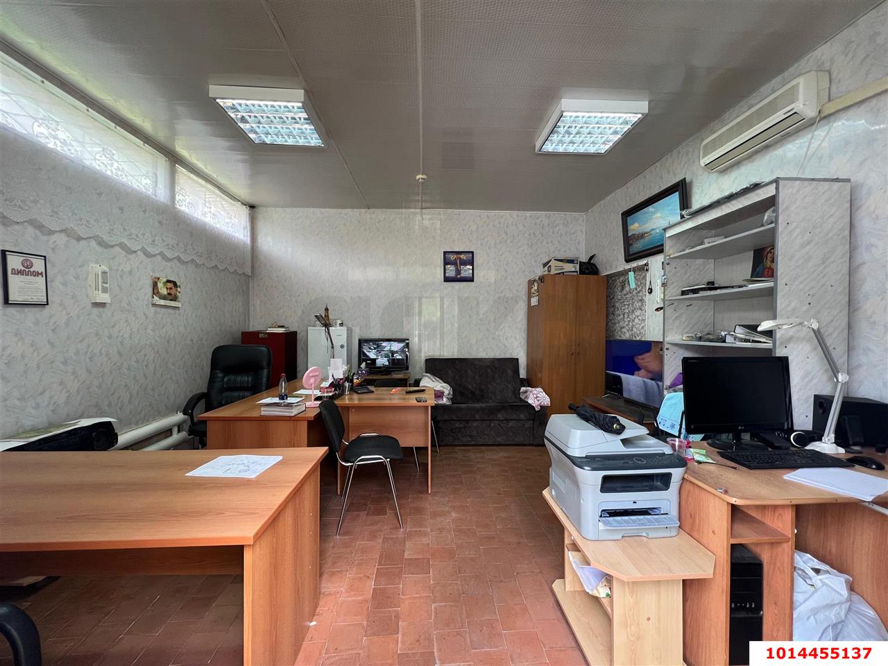 Фото №12: Торговое помещение 105 м² - Краснодар, Юбилейный, ул. 70-летия Октября, 8