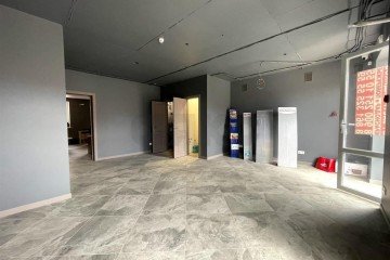 Фото №1: Торговое помещение 70 м² - Новая Адыгея, мкр. жилой комплекс Золотая линия 2, ул. Бжегокайская, 25к1