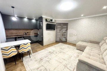 Фото №2: 3-комнатная квартира 59 м² - Нижнекамск, мкр. 17-й, ул. Менделеева, 32Б