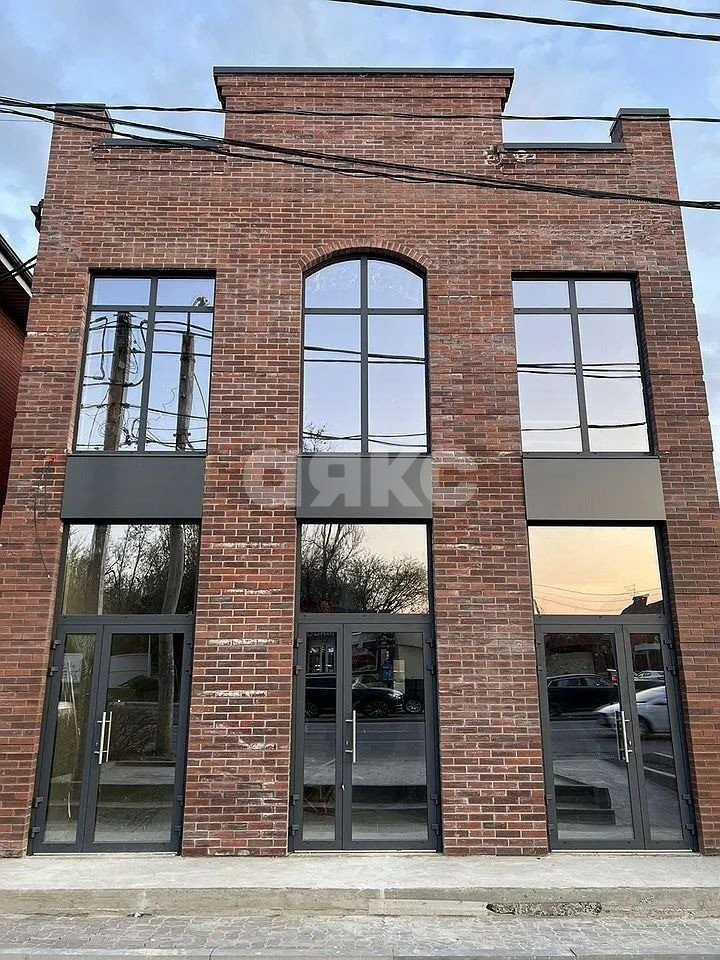 Фото №4: Коммерция 374 м² - Ростов-на-Дону, квартал Верхнегниловской, ул. Портовая, 251