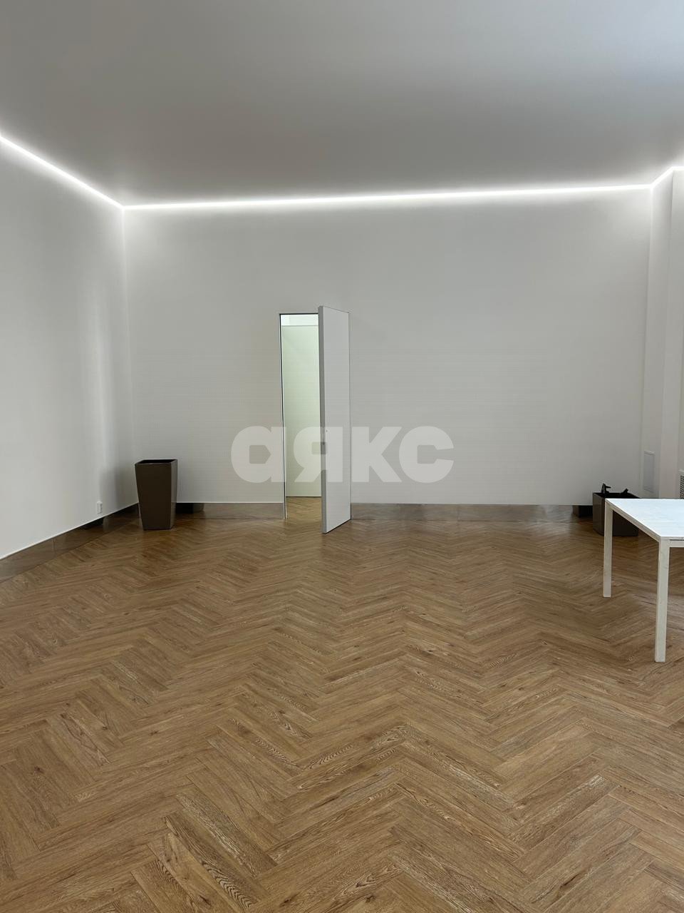 Фото №7: Коммерция 200 м² - Ростов-на-Дону, Кировский, ул. Большая Садовая, 95