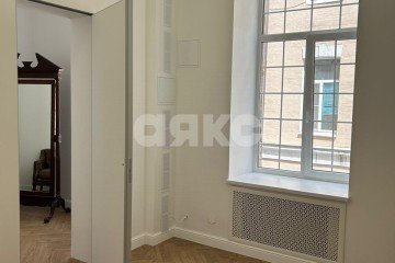 Фото №3: Коммерция 200 м² - Ростов-на-Дону, р. Кировский, ул. Большая Садовая, 95