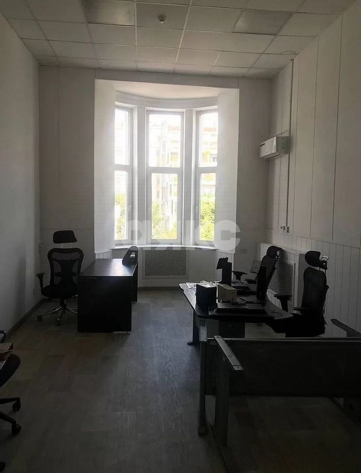 Фото №2: Коммерция 1157 м² - Ростов-на-Дону, Богатяновка, ул. Большая Садовая, 164