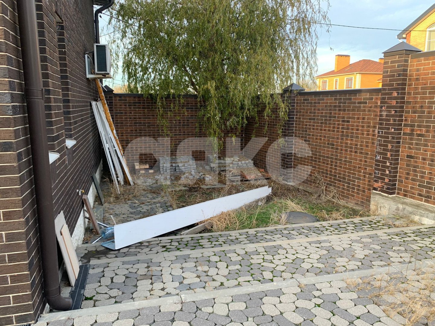 Фото №10: Коммерция 100 м² - Ленинаван, коттеджный  Приозёрье, ул. Садовое Кольцо, 42