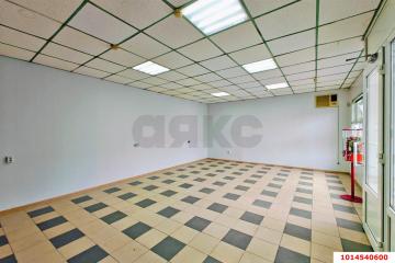 Фото №1: Коммерция 50 м² - Краснодар, мкр. Камвольно-суконный Комбинат, ул. Сормовская, 14