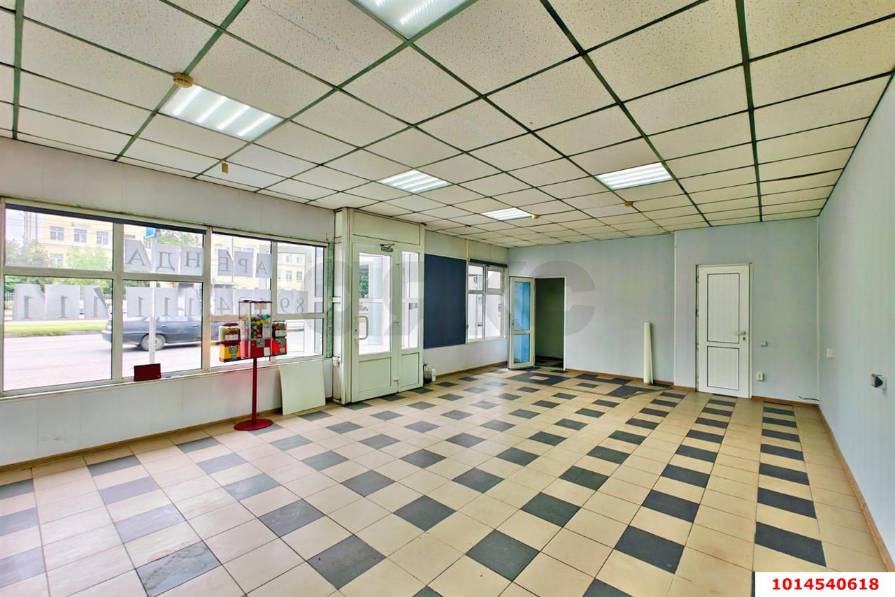 Фото №3: Торговое помещение 50 м² - Краснодар, Камвольно-суконный Комбинат, ул. Сормовская, 24/1