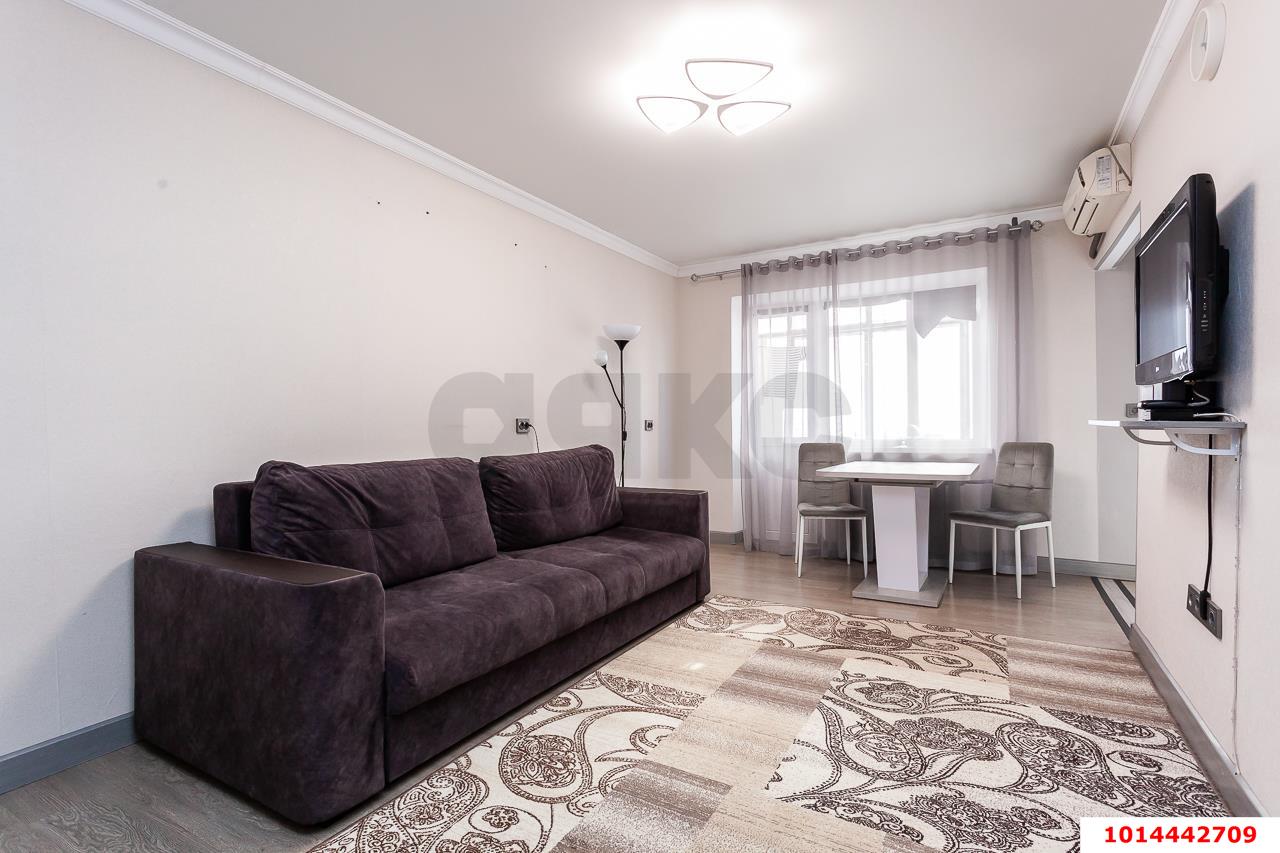 Фото №1: 3-комнатная квартира 58 м² - Краснодар, имени Н.И. Вавилова, ул. Вавилова, 9