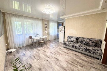 Фото №5: 3-комнатная квартира 56 м² - Нижнекамск, мкр. 8-й квартал, пр-кт Строителей, 24