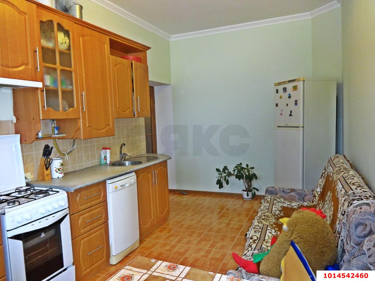 Фото №2: 2-комнатная квартира 71 м² - Геленджик, ул. Савицкого, 2