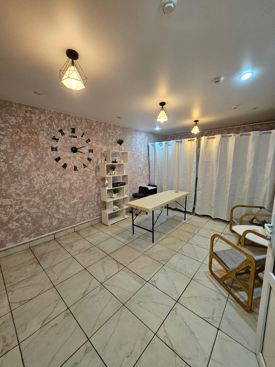 Фото №8: Коммерция 19 м² - Краснодар, Прикубанский внутригородской округ, Фестивальный, ЖК Трио, мкр. Солнечный, ул. Казбекская, 1