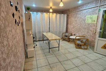 Фото №2: Офисное помещение 20 м² - Краснодар, мкр. Солнечный, ул. Казбекская, 1