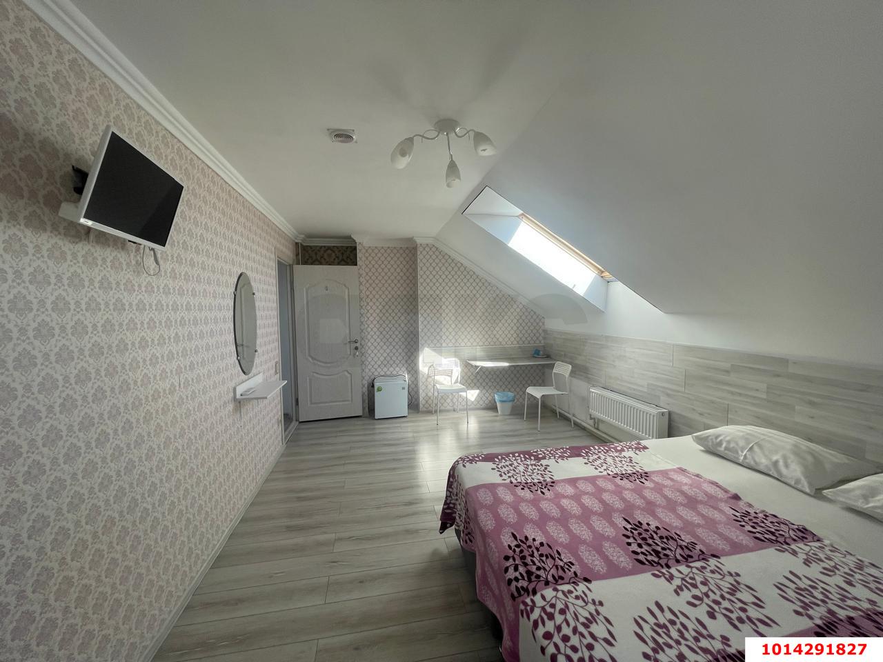 Фото №11: Дом 346 м² + 10.92 сот. - Краснодар, Центральный внутригородской округ, Западный внутригородской округ, мкр. Центральный, ул. Длинная, 12