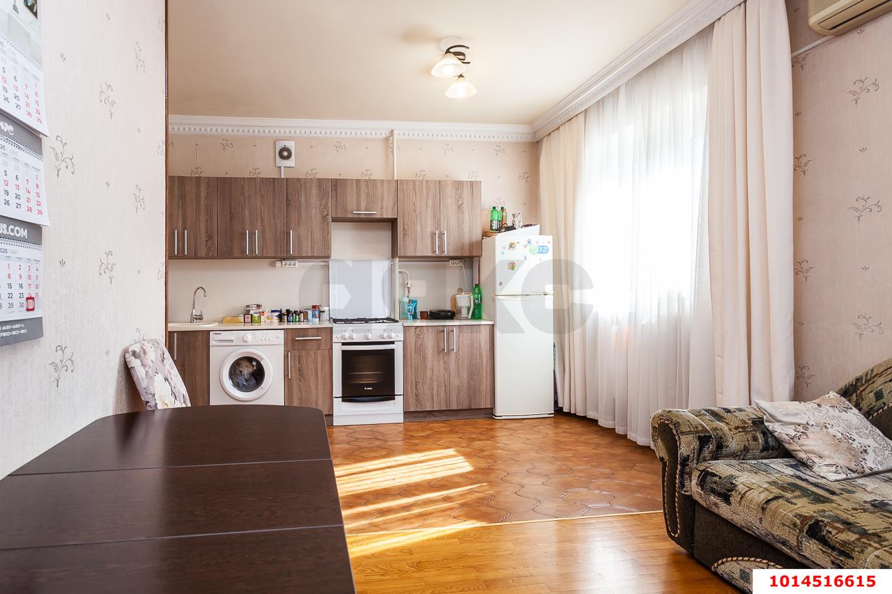 Фото №3: 2-комнатная квартира 45 м² - Краснодар, Центральный, ул. Хакурате, 10к2